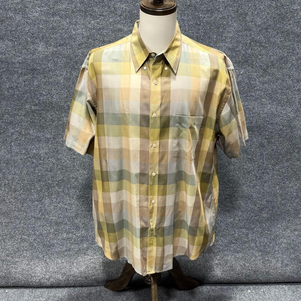 Tricots St Raphael Shirt Mens XL Beige Plaid Short Sleeve Button Front Brown